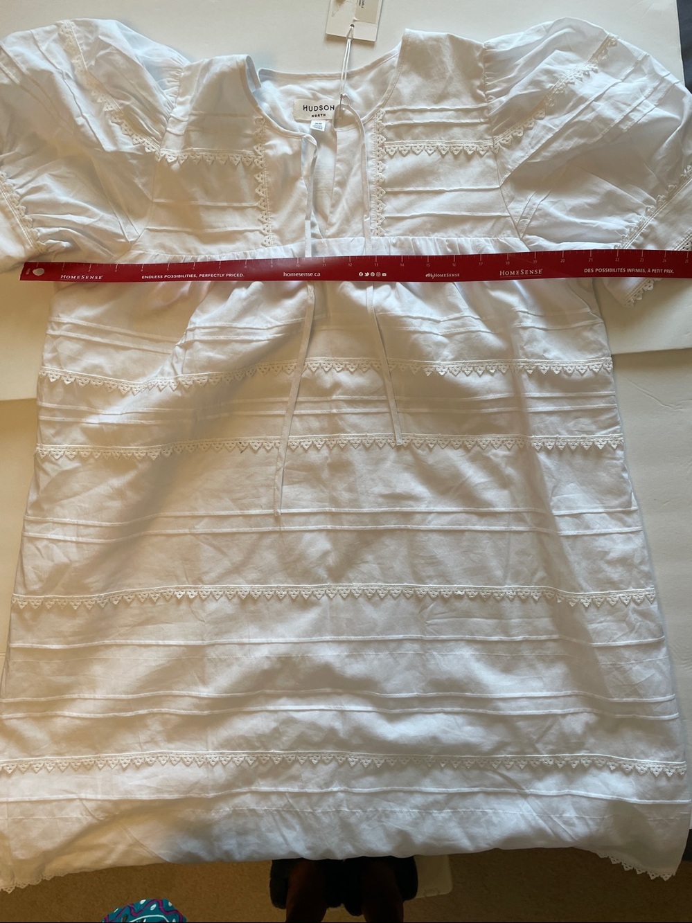 Airy White Cotton Lace-Trim Pintuck Dress. NWT. Medium. - Picture 8 of 9